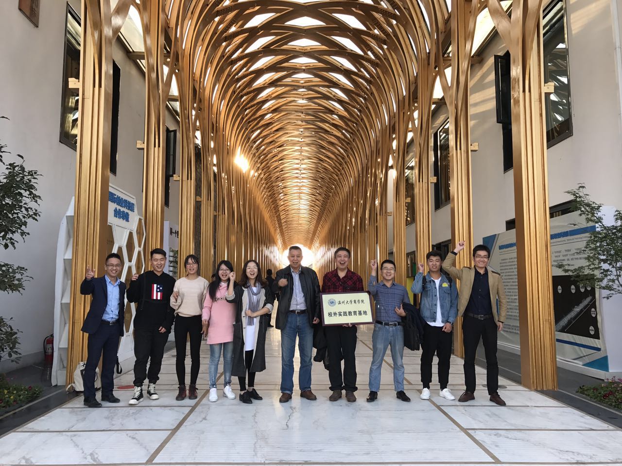 1478658726705051295.jpg 1478658726705051295.jpg